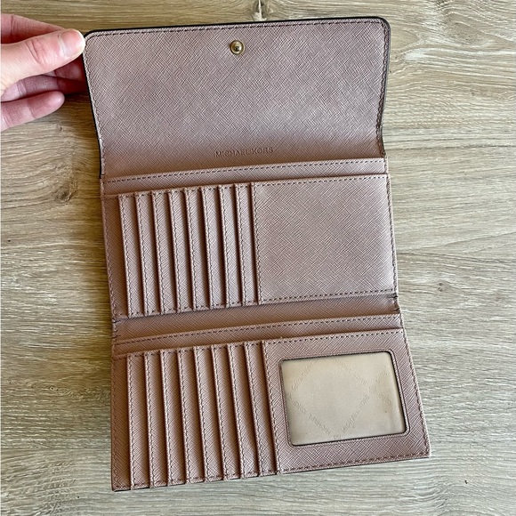 Michael Kors Pink Tri-Fold Large Pebbled Leather Wallet - Picture 5 of 7